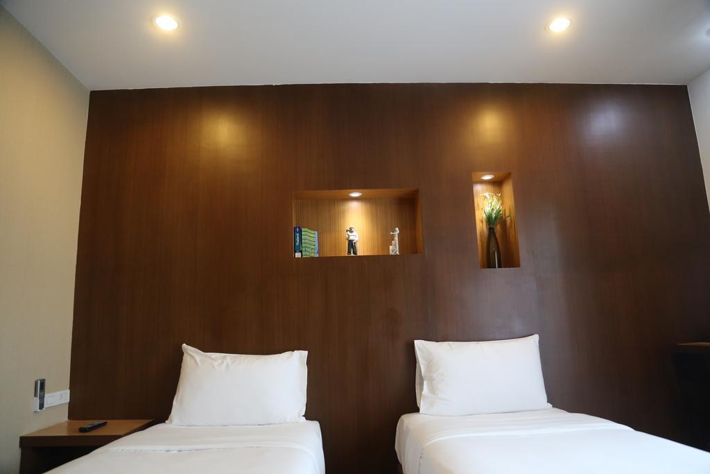 Tree Hug Home Patong Экстерьер фото
