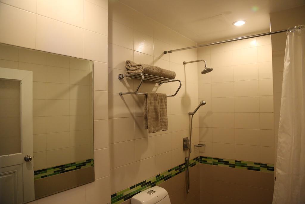 Tree Hug Home Patong Экстерьер фото