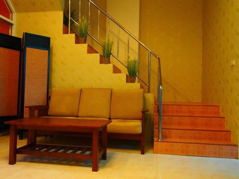 Tree Hug Home Patong Экстерьер фото