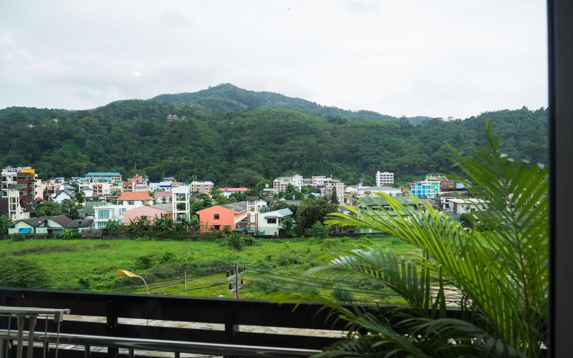 Tree Hug Home Patong Экстерьер фото